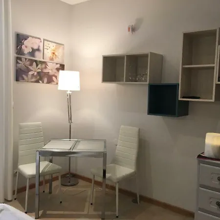Apartment Maxime 2 *