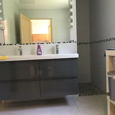 Maxime 2 سانت ماكسيم